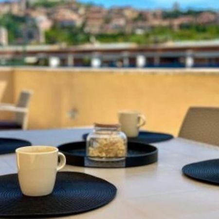 佩鲁贾Exclusive Penthouse With 60 M2 Panoramic Terrace公寓 外观 照片